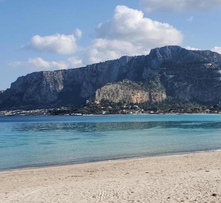 Fronte Mare Arenella Bed and Breakfast Palermo Exterior foto