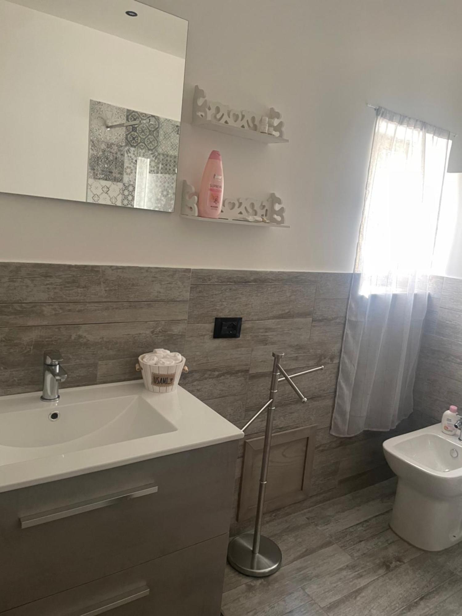 Fronte Mare Arenella Bed and Breakfast Palermo Exterior foto